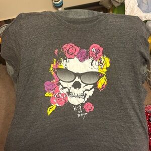 Torrid Betsey Johnson collection size 5 short sleeve shirt